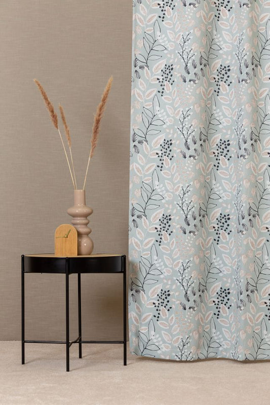 SD-018 Sötétítő függöny (Típus: Sötétítő 2 darabból; Szél.: 160 cm; Mag.: 120 cm; Ránc.: Ceruzás 1,5-szeres; Kieg.: Elkötő)